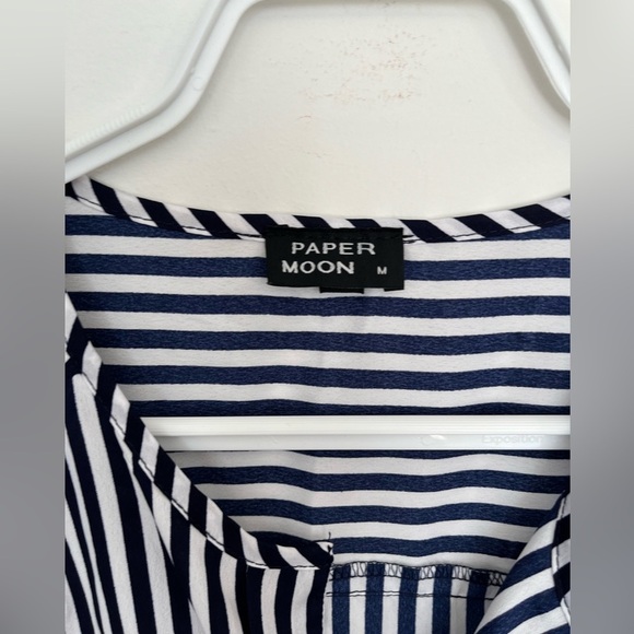 Paper moon Striped navy blue and White Women's Top size medium - Picture 3 of 5